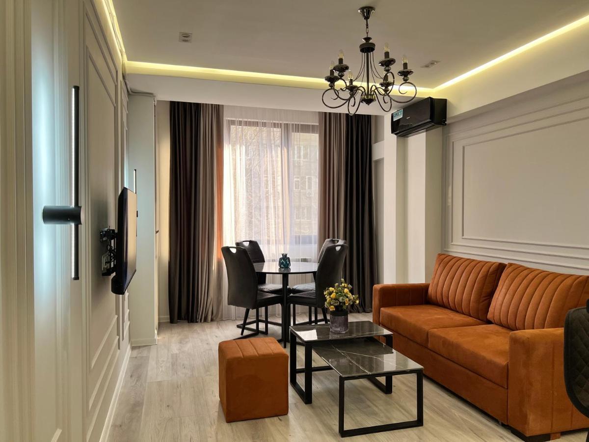 Cozy Apt 3 City Center Ереван Экстерьер фото