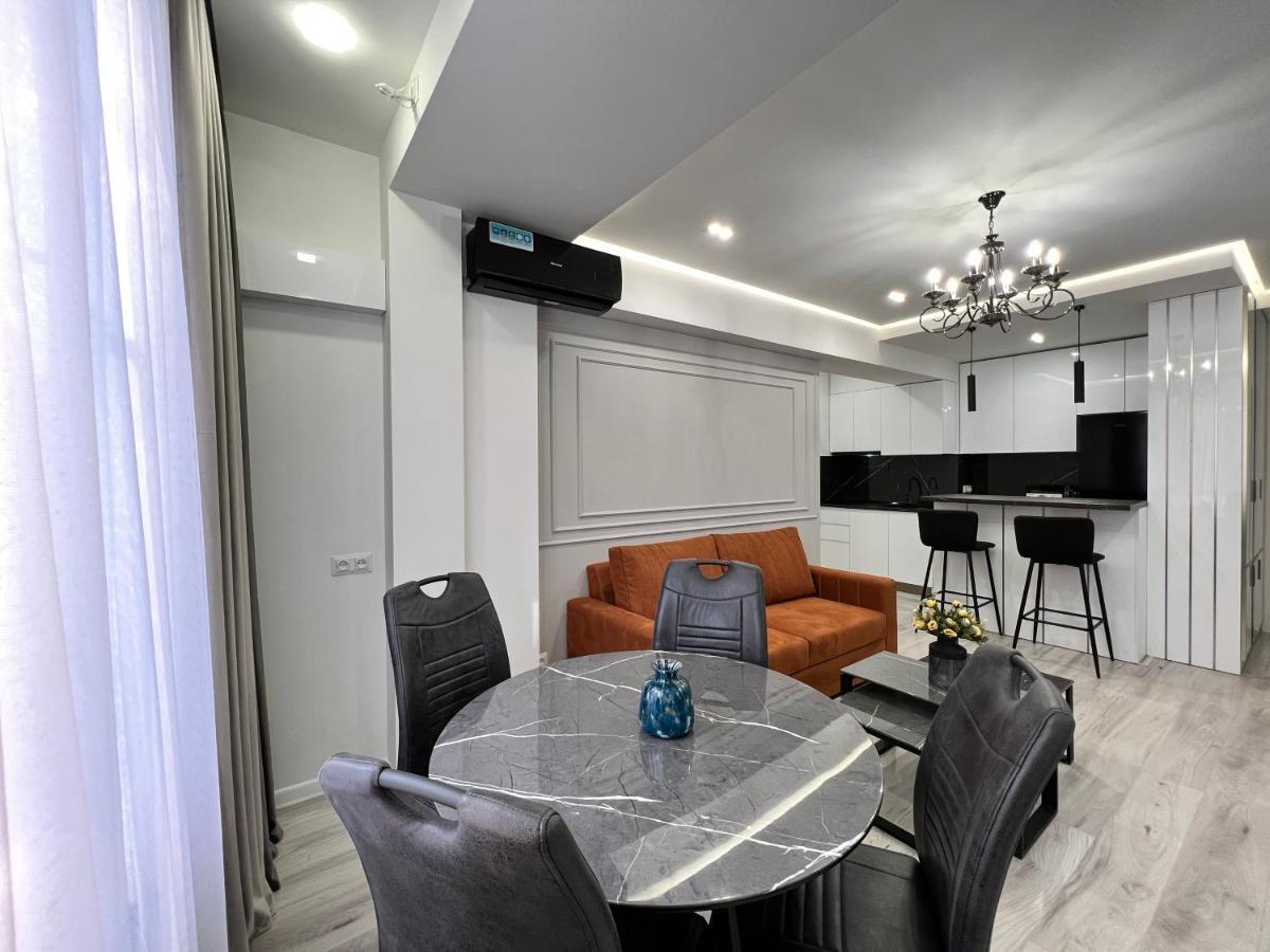 Cozy Apt 3 City Center Ереван Экстерьер фото